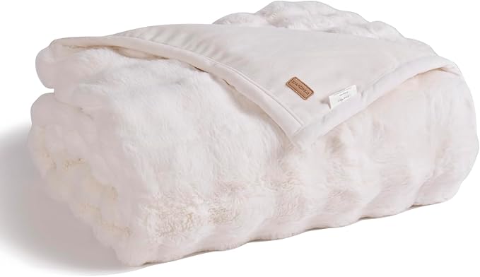 EVERGRACE Ultra Soft Luxury Fluffy Ridgeline Faux Rabbit Fur Throw Blanket, Thick Warm Bubble Throw for Bed, Cozy Plush Reversible Blankets for Couch, Chair, Sofa, Ivory White, 80x90 Inches, 870 GSM