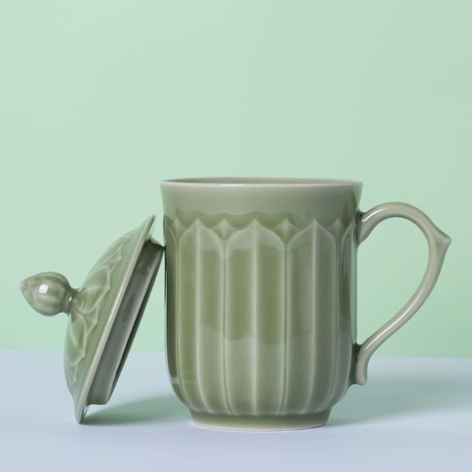 Porcelain Lotus Tea Cup with Lid and Handle, 12 oz Unique Coffee Mug, Microwave Dishwasher Safe, Gifts for Women and Men, Aesthetic Chinese Celadon 1 Pack (Kiwi Green)