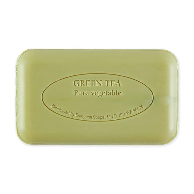 Pre de Provence Artisanal Soap Bar, Natural French Skincare, Enriched with Organic Shea Butter, Quad Milled for Rich, Smooth & Moisturizing Lather, Green Tea, 5.3 Ounce