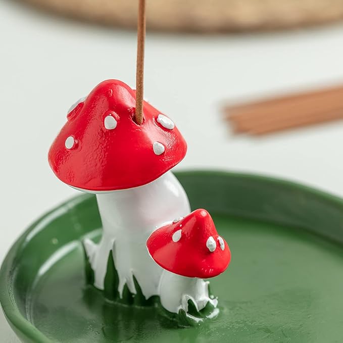 Cute Mushroom Incense Holder with 30 Incense Sticks, Handmade Resin Burner, Nature Theme Incense Tray, Adorable Home Decoration Accessories(Green)