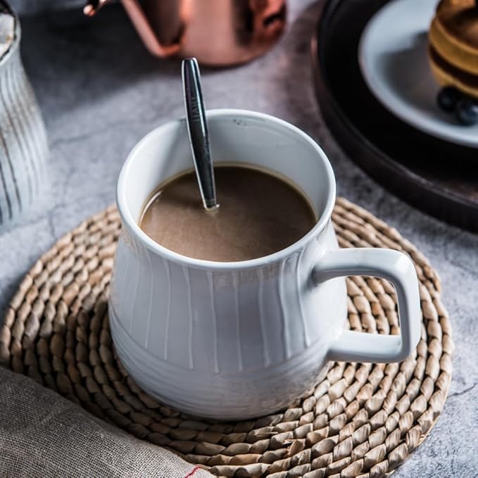 Ceramic Coffee Mug, Large mugs, 16oz, Wide Bottom, Quadrate Large Handle, Unique Mug Shape, Aesthetic Tea and Coffee Mugs, Home kitchen Mug, Best gift for friends and family, (Offwhite)