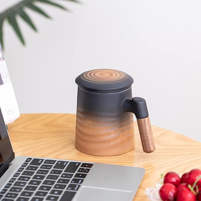 ZENS Tea Cup with Infuser and Lid, Wood Handle Loose Tea Steeper Mug, 12 Ounces Matte Gradient Embossed Ceramic Stainer Mug for Tea Gifts, Black &Brown