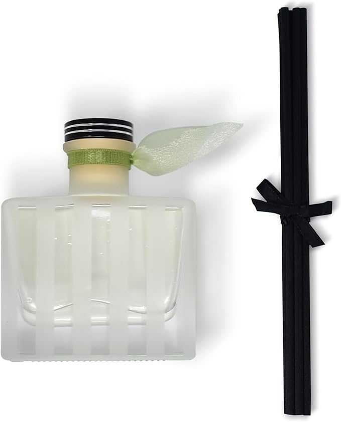 LOVSPA Eucalyptus Spearmint Reed Diffuser Set with Sticks - Eucalyptus, Spearmint & Rosemary - Made in The USA