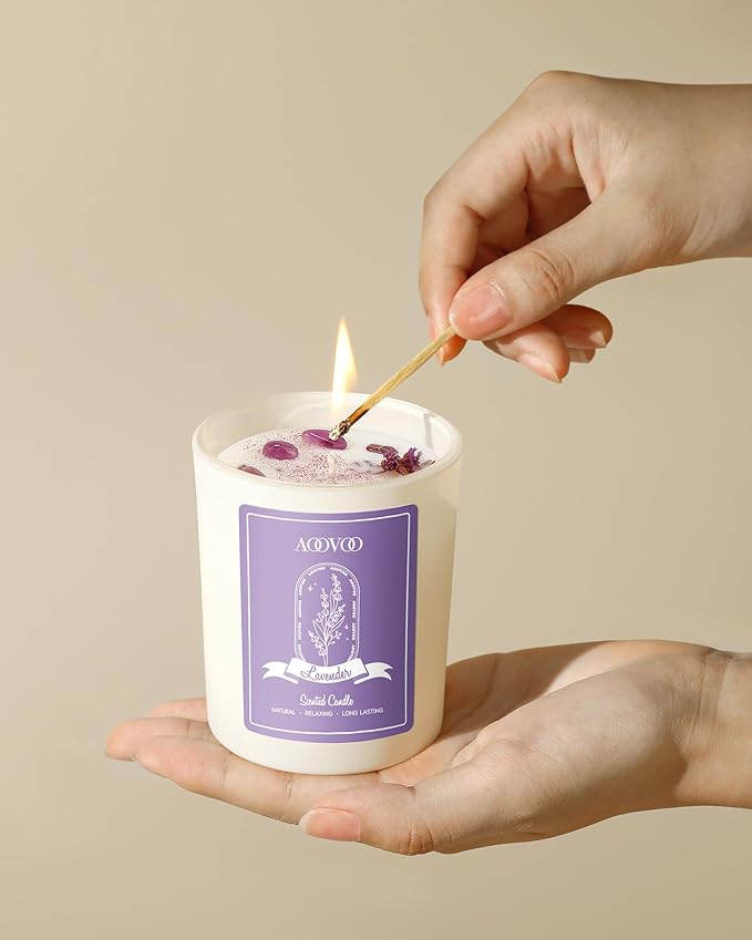 AOOVOO Lavender Scented Candles for Women - Aromatherapy Candle with Crystals Inside, 7oz Soy Candles for Home Scented, Birthday Gifts Mothers Day Candle for Women Mom
