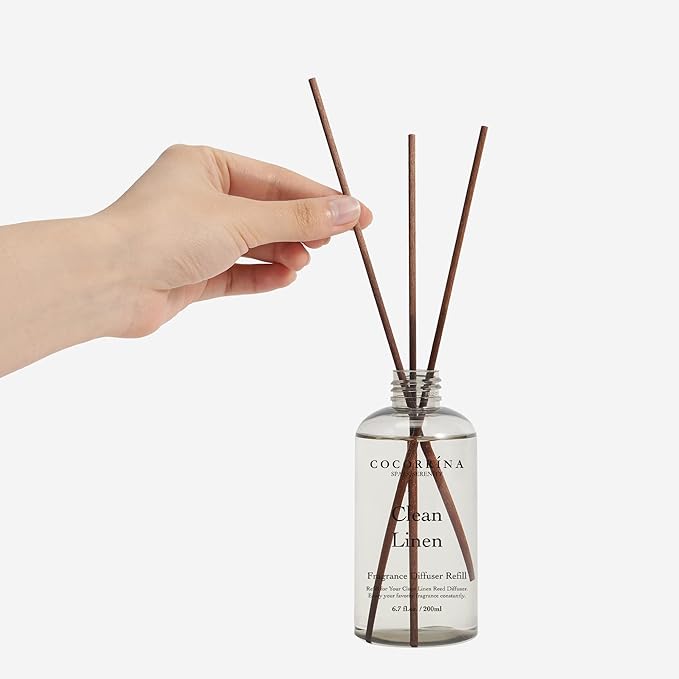 Cocorrína Clean Linen Scented Reed Diffuser Oil with 8 Sticks Fragrance for Bedroom, Bathroom, Oil Diffuser, Home Décor, 6.7 oz. (200 ml)