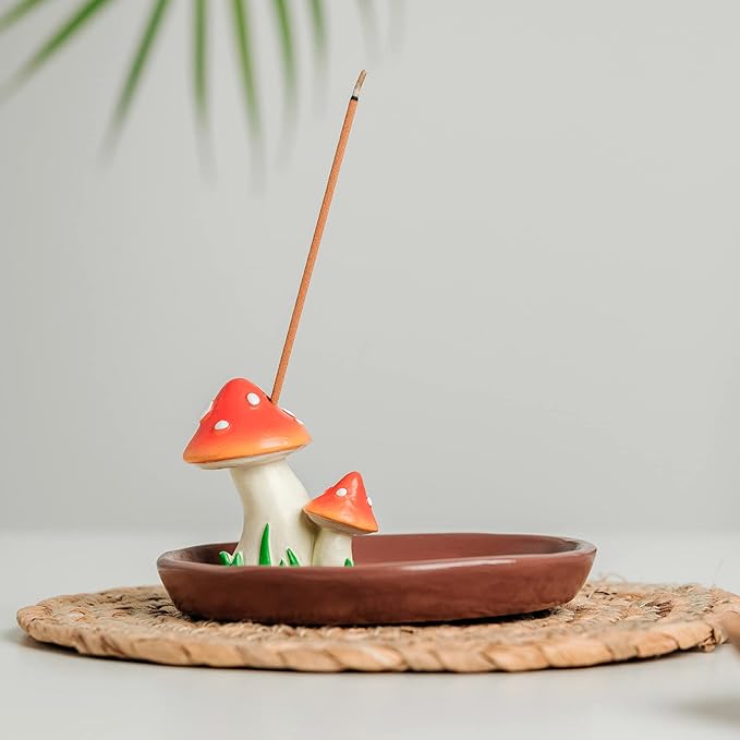 Cute Mushroom Incense Holder with 30 Incense Sticks, Handmade Resin Mushroom Incense Tray, Adorable Home Decor Accessory (Brown)