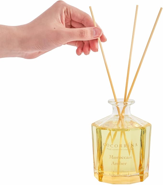COCORRÍNA Reed Diffuser - Moroccan Amber 8.5oz Flower Reed Diffuser Set with 8 Sticks, Home Fragrance Reed Diffuser for Home Bedroom Office Bathroom Shelf Decor (Master Collection)