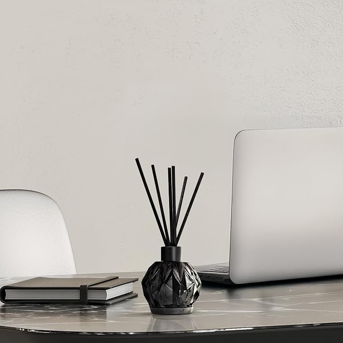 Aromaplan Reed Diffuser, Minty Eucalyptus Scent Diffuser (8.45 fl oz, 250ml)- Luxury Reed Diffusers Set for Home- Includes Reed Diffuser Sticks & Fragrance Oil in Glass Bottle