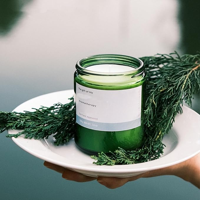 Agarwood Scented Candle Glass in Jar,480G Perfume Floral Long Burning Soy Wax Aesthetic Aroma Candle for Wedding Anniversaries Birthday Holiday Home Decor,Prefect Gift for Meditation Stress (Green)