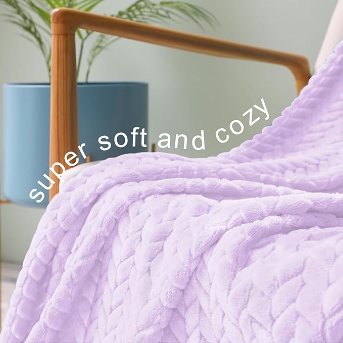 Exclusivo Mezcla Lilac Purple Fleece King Size Blanket for Bed, 90x104 Inches Soft Cozy Jacquard Flannel Blankets, Lightweight Fuzzy Plush Warm for All Seasons