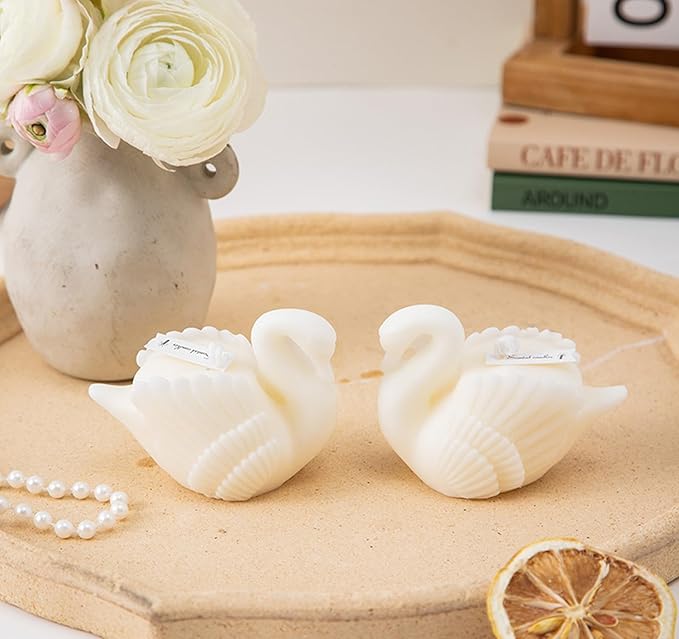 Swan Shaped Scented Candle,80G Cute Goose Animal Aesthetics Aroma Soy Wax Decorative Candle for Table Photo Prop Birthday Gift,Prefect for Meditation Stress Relief Mood