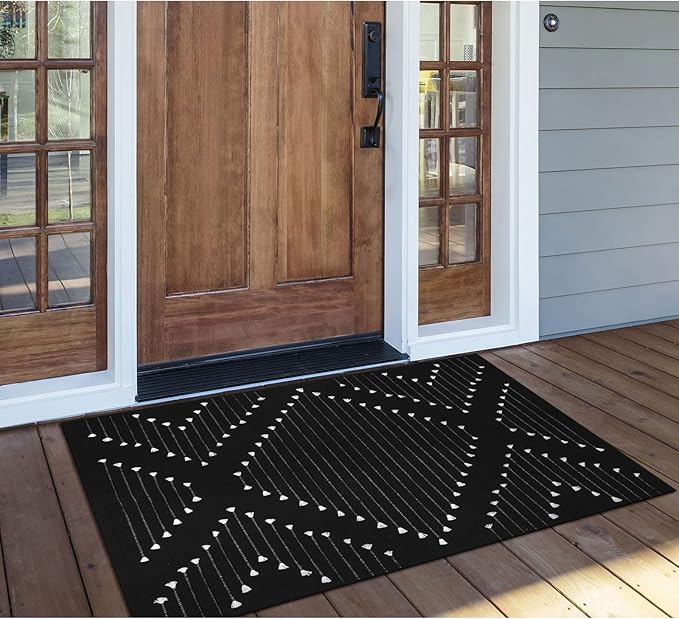 LIVEBOX Black Outdoor Entry Rug 2.3' x 3.6', Boho Porch Rug Washable Cotton Moroccan Front Door Mat,Hand-Woven Area Rugs Throw Carpet for Layered Entryway,Front Door Decor