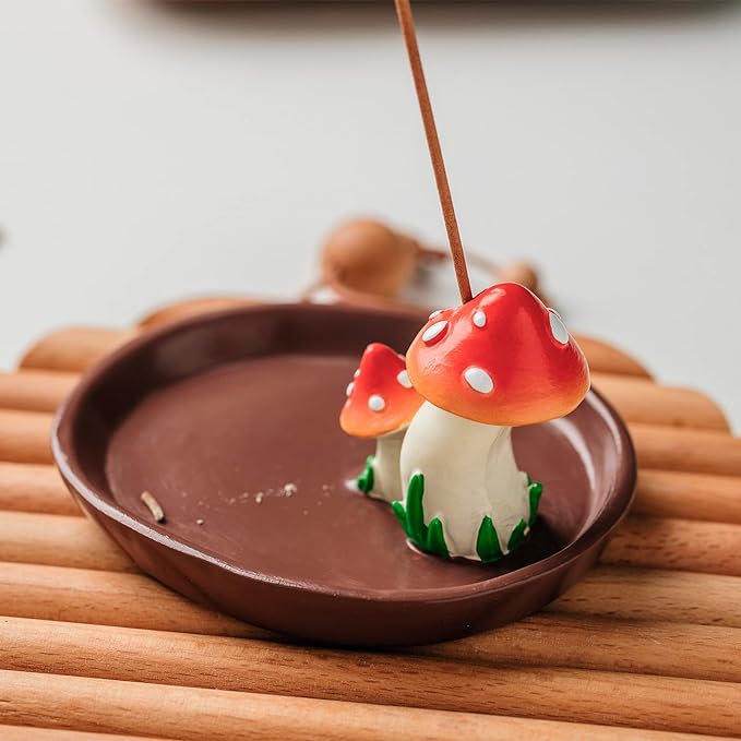 Cute Mushroom Incense Holder with 30 Incense Sticks, Handmade Resin Mushroom Incense Tray, Adorable Home Decor Accessory (Brown)
