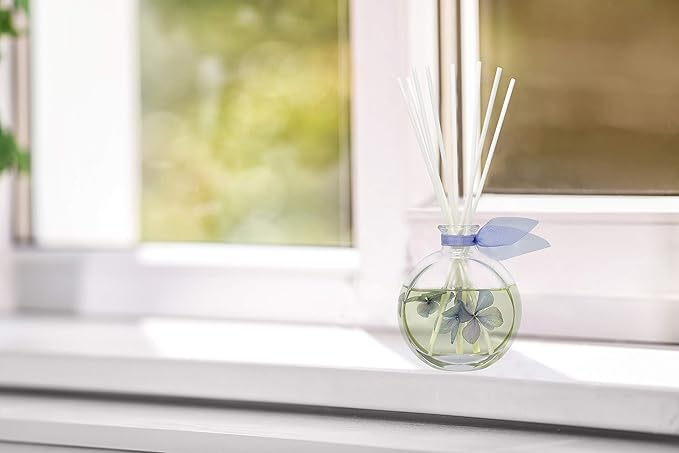 LOVSPA English Garden Luxury Home Fragrance Diffuser Reeds Set | Smooth Jasmine, Sheer Roses, Heady Hyacinth, Creamy Lily of The Valley, Lavish Oak Moss & Subtle Musk.