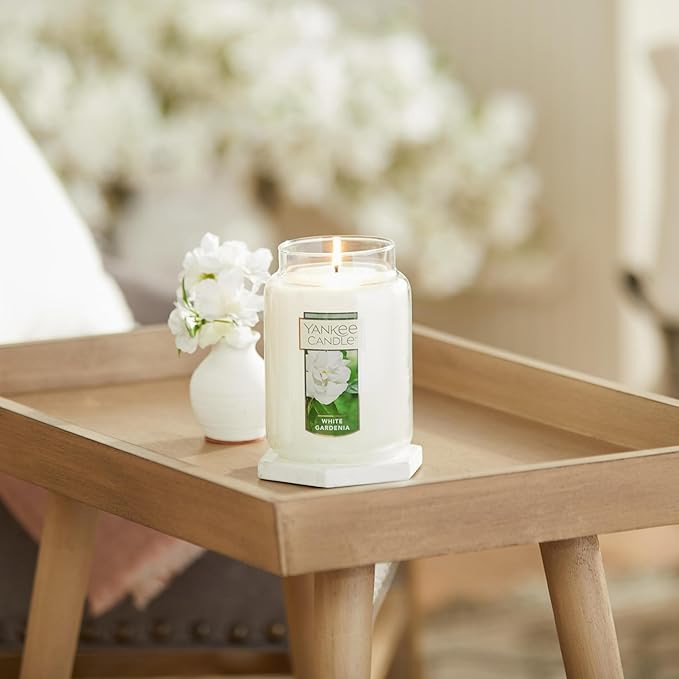 Yankee Candle White Gardenia Scented, Classic 22oz Large Jar Single Wick Candle, Over 110 Hours of Burn Time