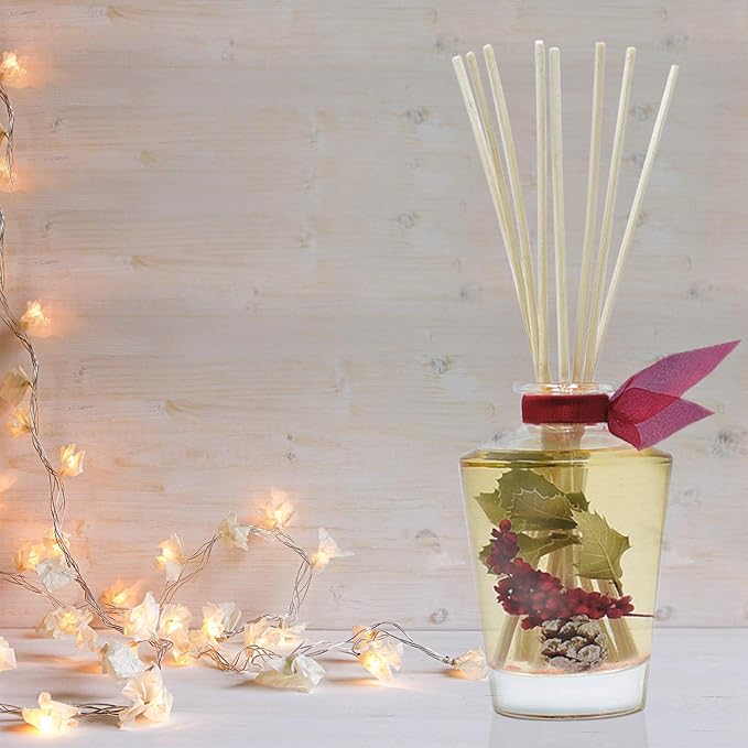 LOVSPA Holiday Reed Diffuser Set – Festive Christmas Scent Diffuser with Natural Botanicals - Non-Toxic Oil Reed Diffuser - Made in The USA