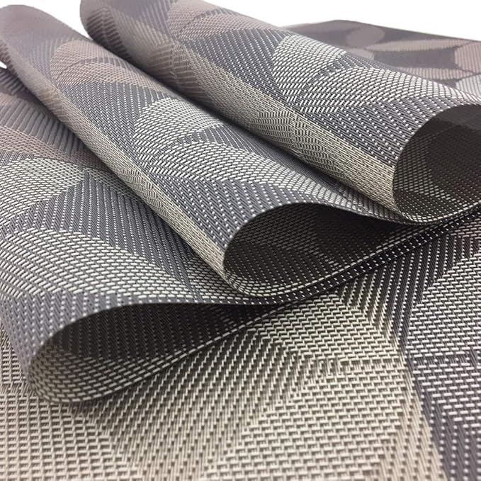 Heat-Resistant & Stain Resistant Anti-Skid Woven Vinyl Table Mats - Non-Slip Kitchen Table Mat Set of 6-30x45 cm (Green)