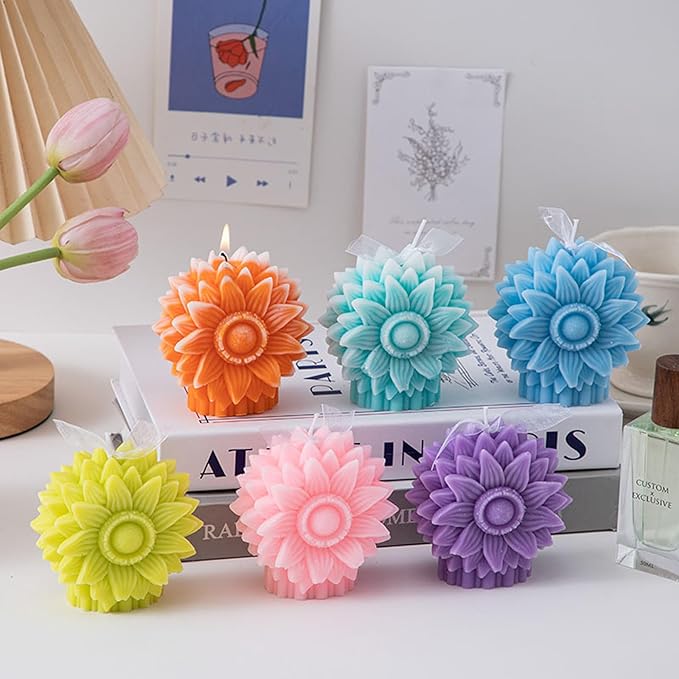 Sunflower Shaped Scented Candle,130G Handmade Clusters Aesthetic Soy Wax Aroma Decorative Candle for Table Photo Prop Valentine's Day Wedding Birthday,Prefect for Meditation Stress