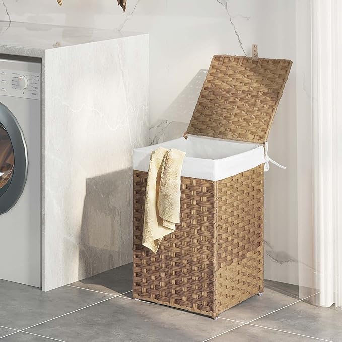 GREENSTELL Laundry Hamper with Lid, 60L Clothes Hamper with 2 Removable Liner Bags & 2 Mesh Laundry Bags, Handwoven Synthetic Rattan Laundry Basket for Clothes, Toys in Bathroom, Bedroom Natural