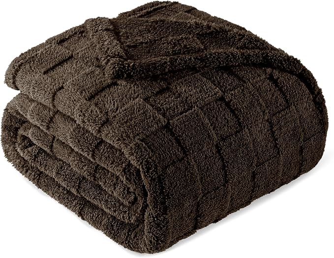 Exclusivo Mezcla Queen Size Flannel Fleece Blanket, Super Soft and Warm Lightweight Checkered Pattern Blankets for All Seasons, 90x90 Inches, Coffee