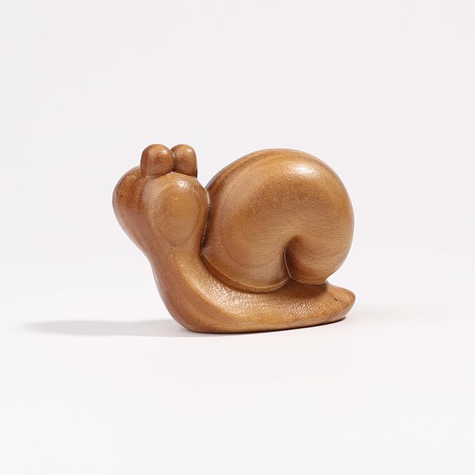 Snail Wooden Figurine,Gift Decoration Hand-Carved Wood Look Art Carved Garden Statue,Lovely Home Decor Figurine Suitable for Office Desk, Desktop, Living Room, Bedroom, Bookshelf, etc.