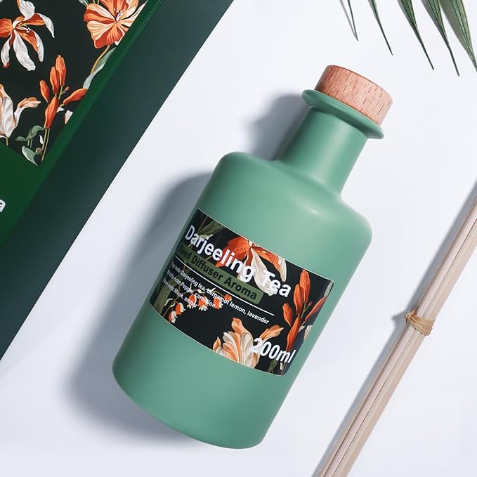 Reed Diffuser Set, 6.8fl oz/200ml Darjeeling Tea & Bergamot Aroma Scented Oil Diffuser with 8Pcs Sticks, Large Capacity Home Fragrance for Large Room Shelf Bathroom Decor