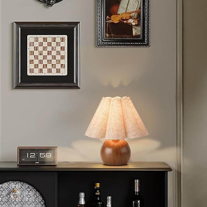 Farmhouse Cute Table Lamp for Bedroom & Living Room - Wood Grain, Vintage Style with Scalloped Shade
