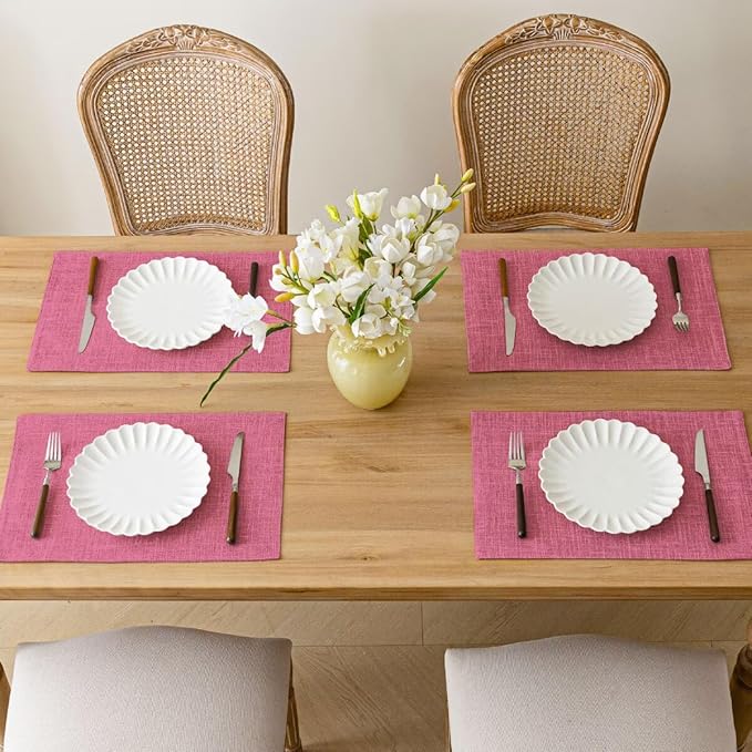 Placemats Set of 4, Bilayer Thickened Linen Place Mats Heat Resistant Machine Washable Wrinkle Free Carefully Selected Polyester Mats for Kitchen/Dining/Coffee Table (Pink)