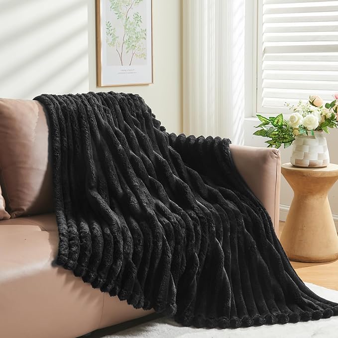 NEWCOSPLAY Super Soft Twin Blanket Black Premium Silky Flannel Fleece 3D Ribbed Jacquard Lightweight Bed Blanket All Season Use (Black Ribbed, Twin(60"x80"))