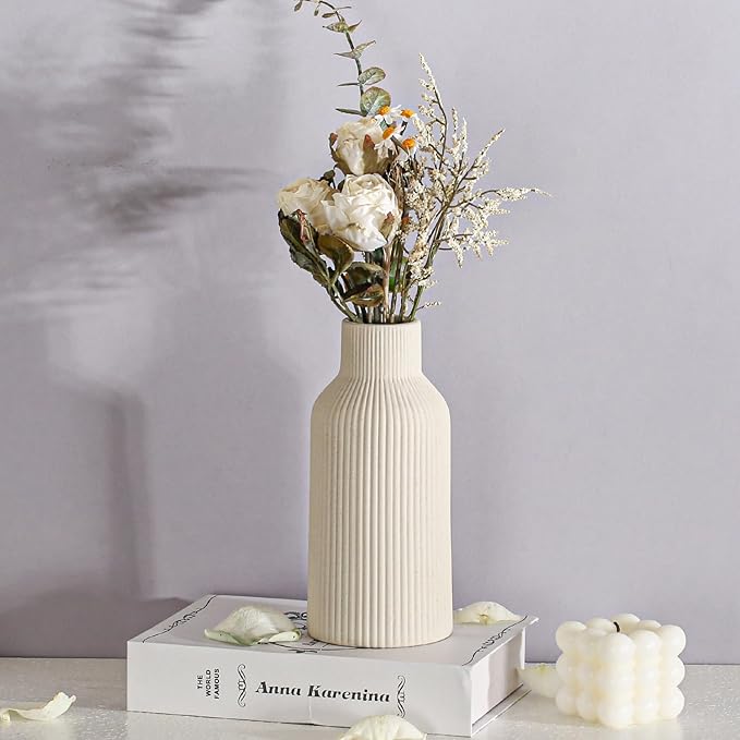 Beige Ceramic Flower Vase, Pampas Grass Small Vase for Dining Table, Bookshelf Decor, Mantel, Entry Decor and Centerpiece, Minimalist Modern, Bohemian, Suitable for Any Style