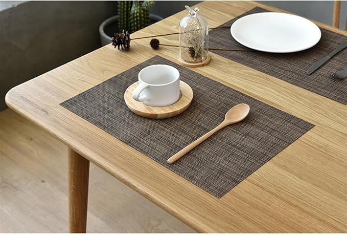 Zupro Placemats Set of 4 for Kitchen Dining Table Washable Braided Table Mats Heat-Resistant Placemats Non-Slip Woven PVC Vinyl Place Mats for Everyday use or Holidays Dinner 18"x12"(Hemp Brown)