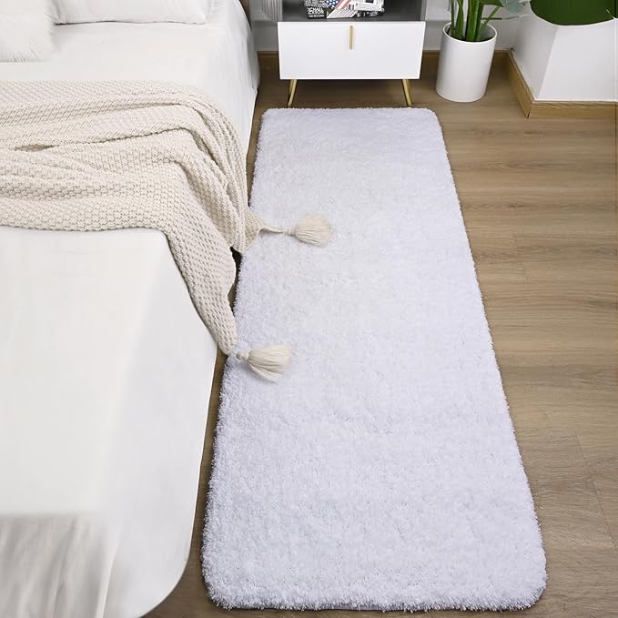AROGAN Luxury Non Slip Bathroom Rug, Thick Soft and Absorbent Microfiber Bath Mat, Rubber Backing Quick Dry Rugs Carpets, Machine Washable Plush Mats for Shower Floor, Bathroom, 24x72 Inch White