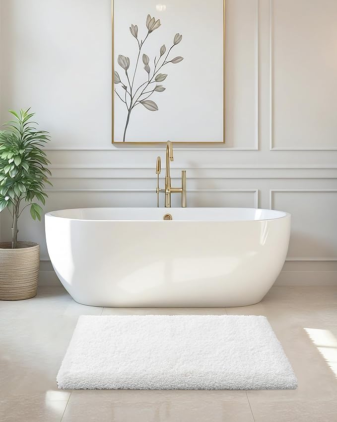 ILANGO White Bathroom Rugs 32" × 20" Non Slip & Super Absorbent Extra Thick Soft, Washable Bath Mat for Floor, Microfiber Plush Shaggy Bath Rug with Rubber for Bathtub Shower Room Sink