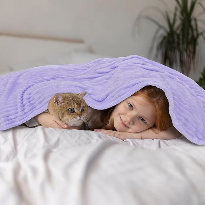 Vessia Flannel Fleece Throw Blanket for Couch,Sofa,Bed, 300GSM Microfiber Light Purple Striped Chair Blanket,Super Soft Warm Cozy Lightweight Ribbed Throw for All-Season