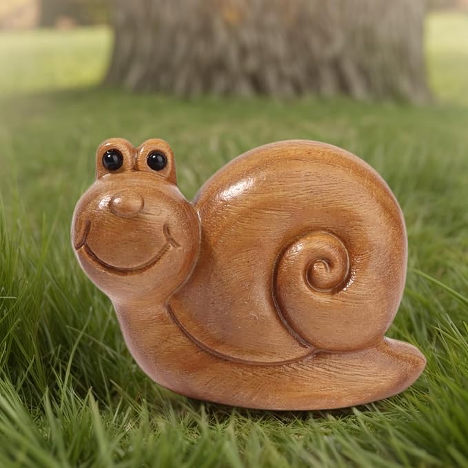 Snail Wooden Figurine,Gift Decoration Hand-Carved Wood Look Art Carved Garden Statue,Lovely Home Decor Figurine Suitable for Office Desk, Desktop, Living Room, Bedroom, Bookshelf, etc.