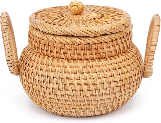 Small Rattan Basket with Lid, Rattan Basket Organizer with Handle, Rattan Snacks Basket Candy Bowl Rustic Woven Basket for Shelf Table Office Decor
