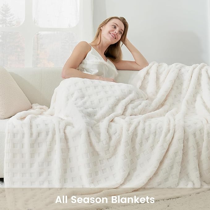 Cozy Bliss Soft Queen Size Waffle Blanket - Lightweight Cozy Blankets Gift for Women,Cute Checkered Throws Blanket for Bed, Couch and Sofa,Ivory,90x90 Inches