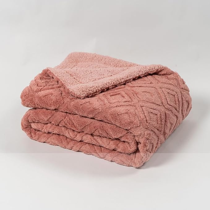 EVERGRACE Jacquard Boho Sherpa Fleece Throw Blanket for Couch, Super Soft Cozy Fuzzy Plush Blankets for All Seasons, Reversible Thick Warm Blanket for Bed, Sofa, Living Room, Dusty Pink, 50" x 60"