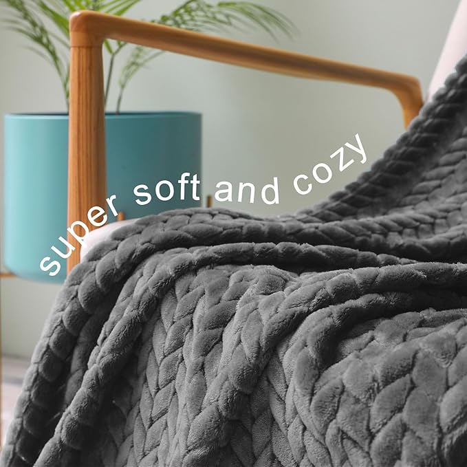 Exclusivo Mezcla Dark Grey Fleece Twin Size Blanket for Bed, 90x66 Inches Soft Cozy Jacquard Flannel Blankets, Lightweight Fuzzy Plush Warm for All Seasons