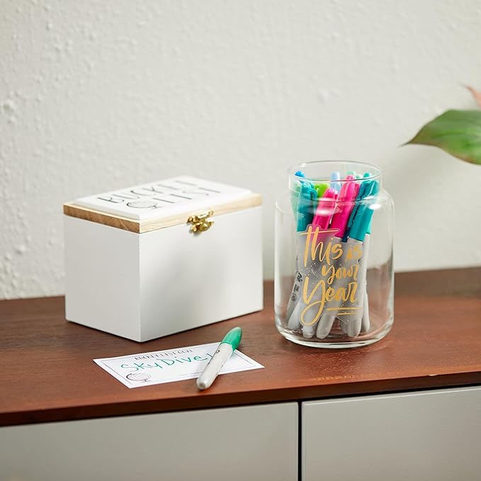 Yankee Candle Cinnamon Stick Scented, Classic 22oz Large Jar Single Wick Candle, Over 110 Hours of Burn Time