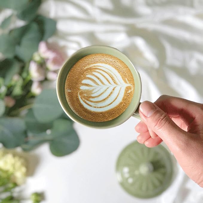 Porcelain Lotus Tea Cup with Lid and Handle, 12 oz Unique Coffee Mug, Microwave Dishwasher Safe, Gifts for Women and Men, Aesthetic Chinese Celadon 1 Pack (Kiwi Green)