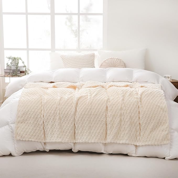 Puncuntex Cream White Throw Blanket 90"×90" inches Fuzzy 3D Jacquard Decorative Flannel Fleece Super Soft Plush Cozy Blanket for Couch Sofa Chair Lightweight