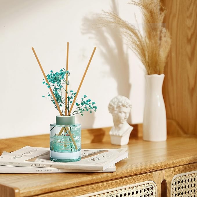 ROUCAS BLANC Reed Diffuser Set with Preserved Flowers, Green Mint and Rosemary Scented Diffuser with Sticks, Room Decor & Bathroom Decor, Aromatherapy Home Fragrance Gift Set (Daybreak Essence)