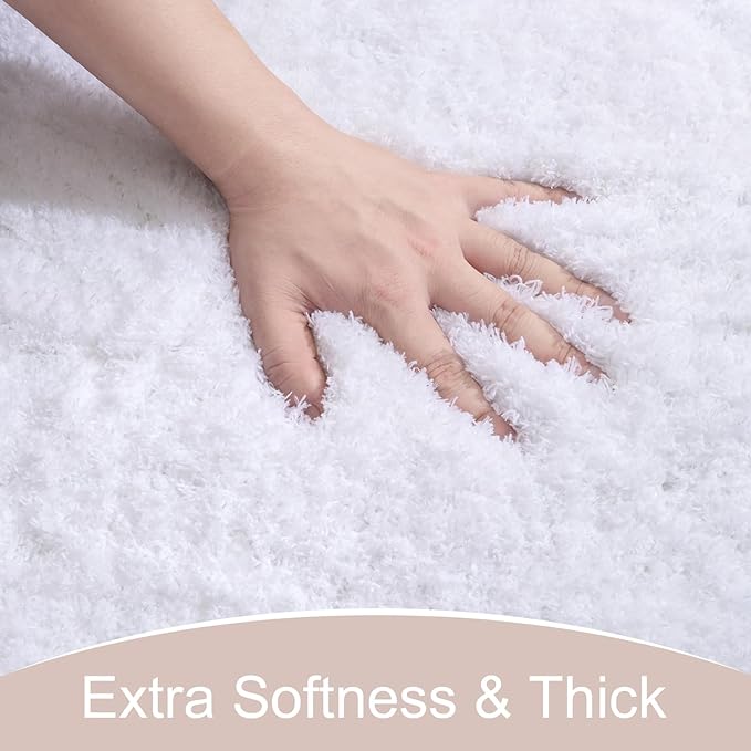 AROGAN Luxury Non Slip Bathroom Rug, Thick Soft and Absorbent Microfiber Bath Mat, Rubber Backing Quick Dry Rugs Carpets, Machine Washable Plush Mats for Shower Floor, Bathroom, 24x17 Inch White