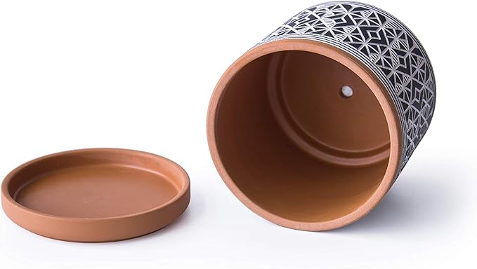 D'vine Dev Set of 2 Terracotta Pots, Diamond Pattern Planter Pot, 4 Inch and 6 Inch, Pot with Drainage Hole and Saucer, Terracotta/Black, 31-958-G-2