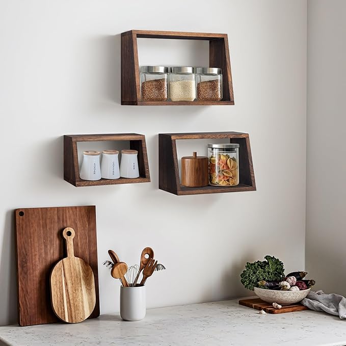 idee-home Bathroom Floating Shelves for Wall, Wood Farmhouse Decorative Wall Mounted Hanging Shelves for Kitchen Bedroom Living Room, Rustic Brown, Set of 3