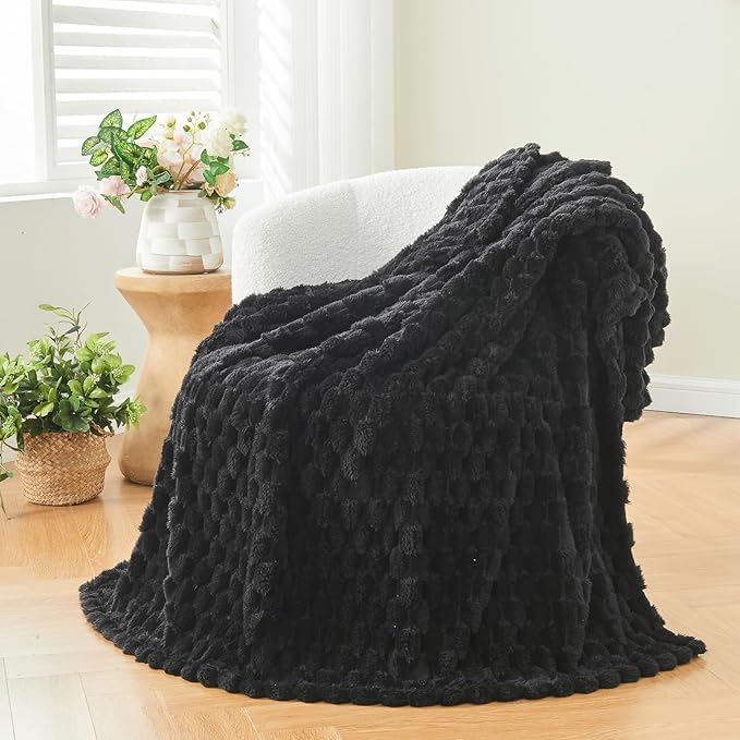 NEWCOSPLAY Super Soft King Blanket Black Premium Silky Flannel Fleece 3D Clouds Stylish Jacquard Lightweight Bed Blanket All Season Use 350GSM (Black, King(90"x110"))