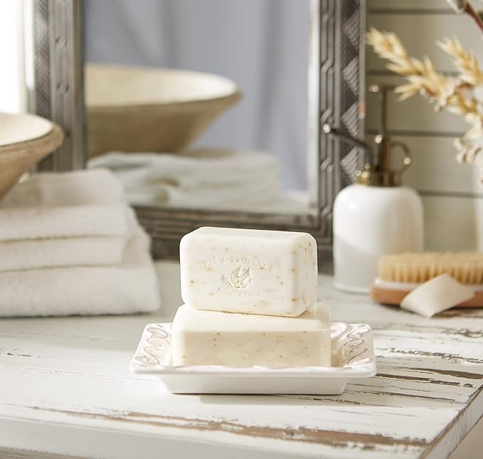 Pre de Provence Artisanal Soap Bar, Natural French Skincare, Enriched with Organic Shea Butter, Quad Milled for Rich, Smooth & Moisturizing Lather, White Gardenia, 5.3 Ounce