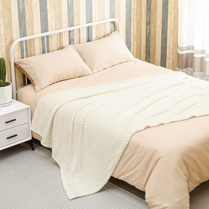 Bnuitland Ivory Flannel Throw with Storage Pouch,300GSM Super Soft Fleece Stripe Pattern Sofa Blanket for Adults and Kids, Lightweight Cozy Bed Throw for Home Decor All Season