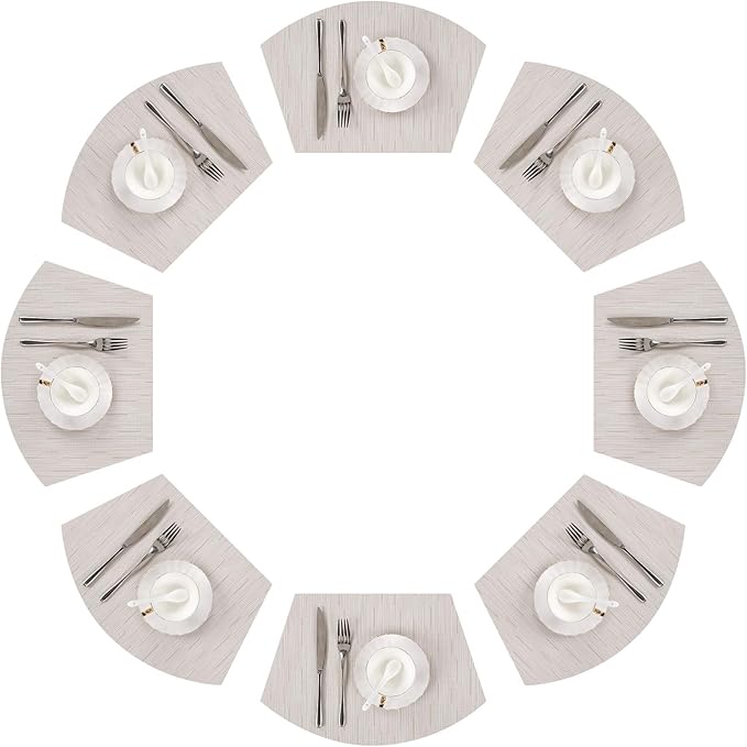 SHACOS Wedge Placemats Set of 8 Woven Vinyl Plastic Placemats for Round Table Place Mats Wipe Clean Non Slip Table Mats, Beige